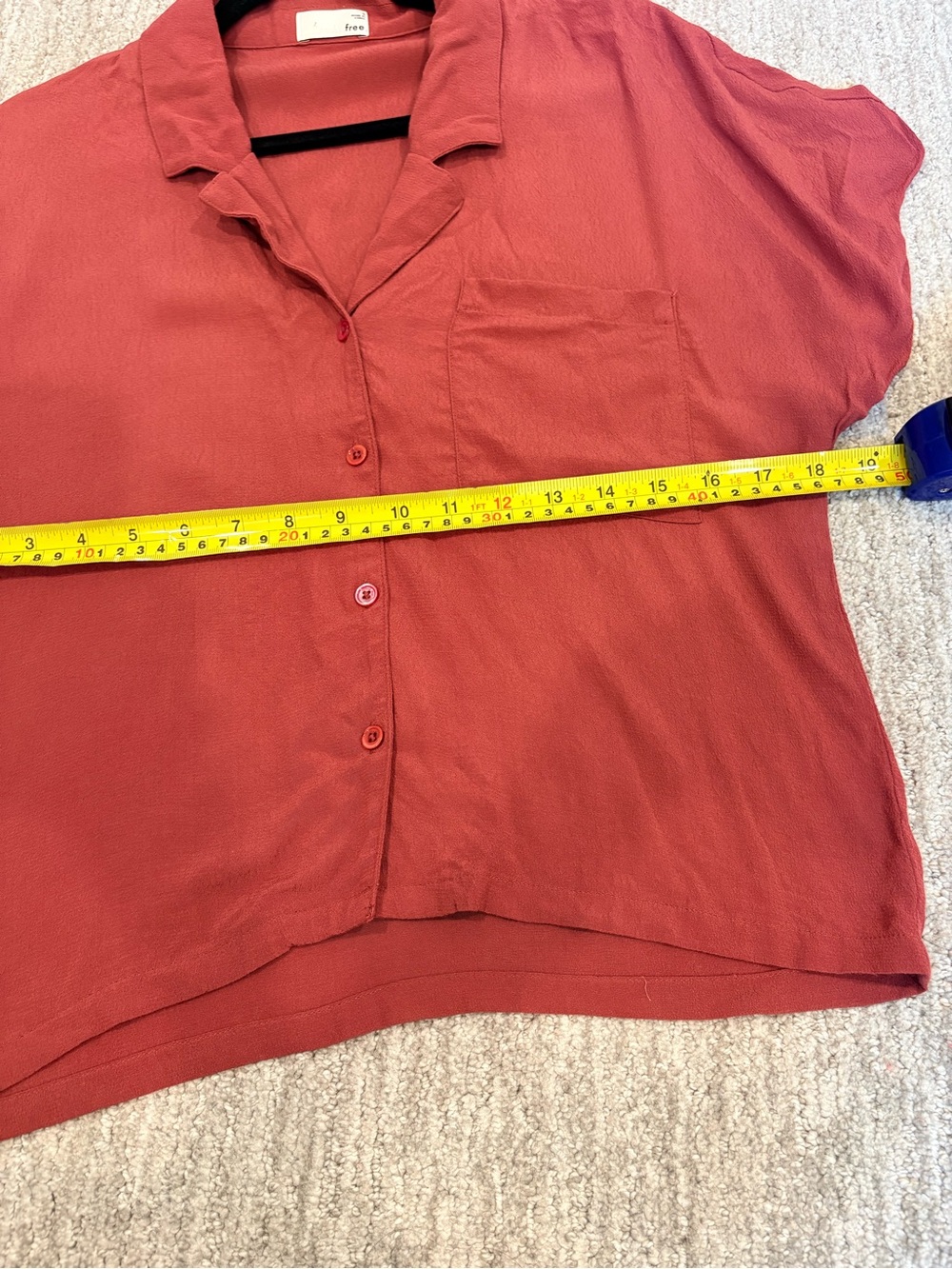 Aritzia Rust Red Button-Down Short Sleeve Shirt - Picture 4 of 7